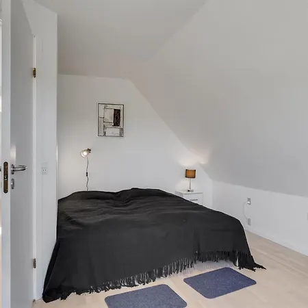 Auguste - 1-5km To The Fjord By Interhome *